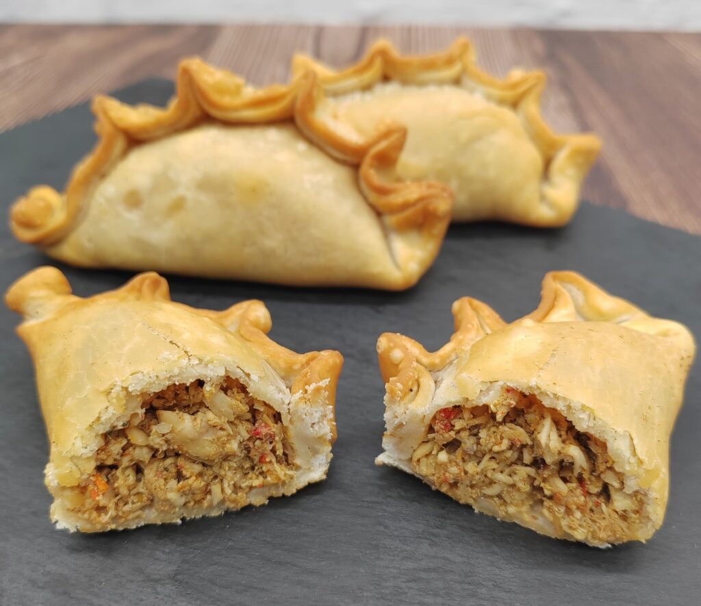 empanada criolla de polllo